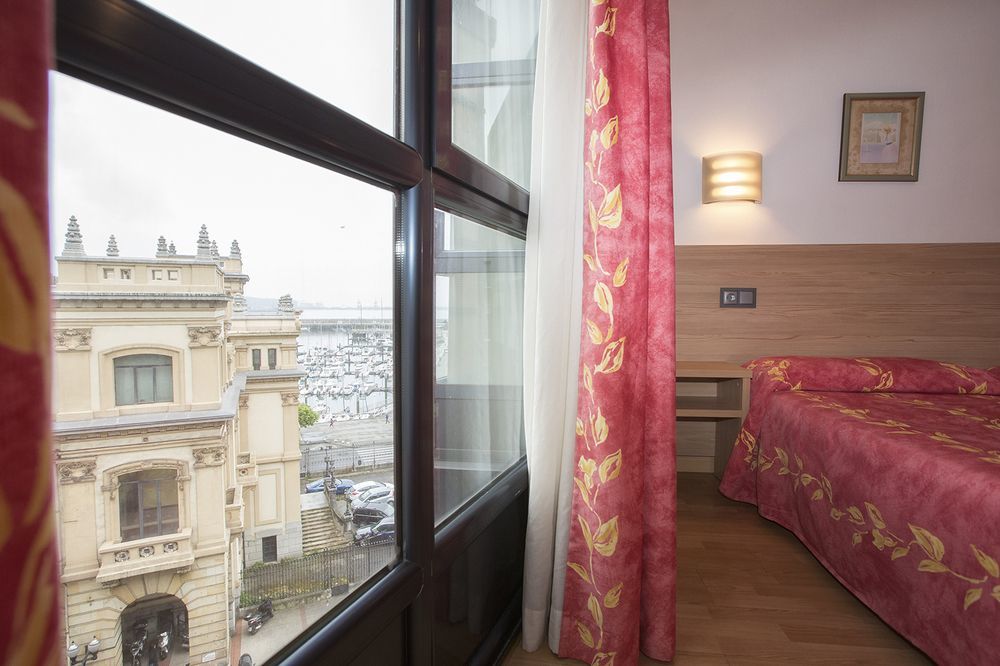 Hotel Don Manuel ヒホン エクステリア 写真